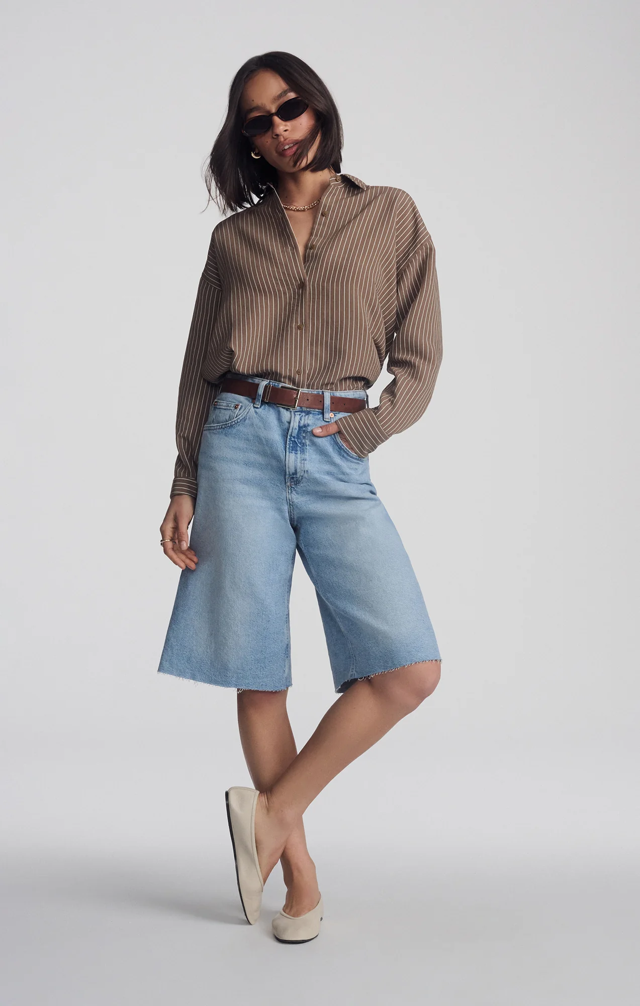 AKIRA BERMUDA SHORTS IN LIGHT BLUE 90'S