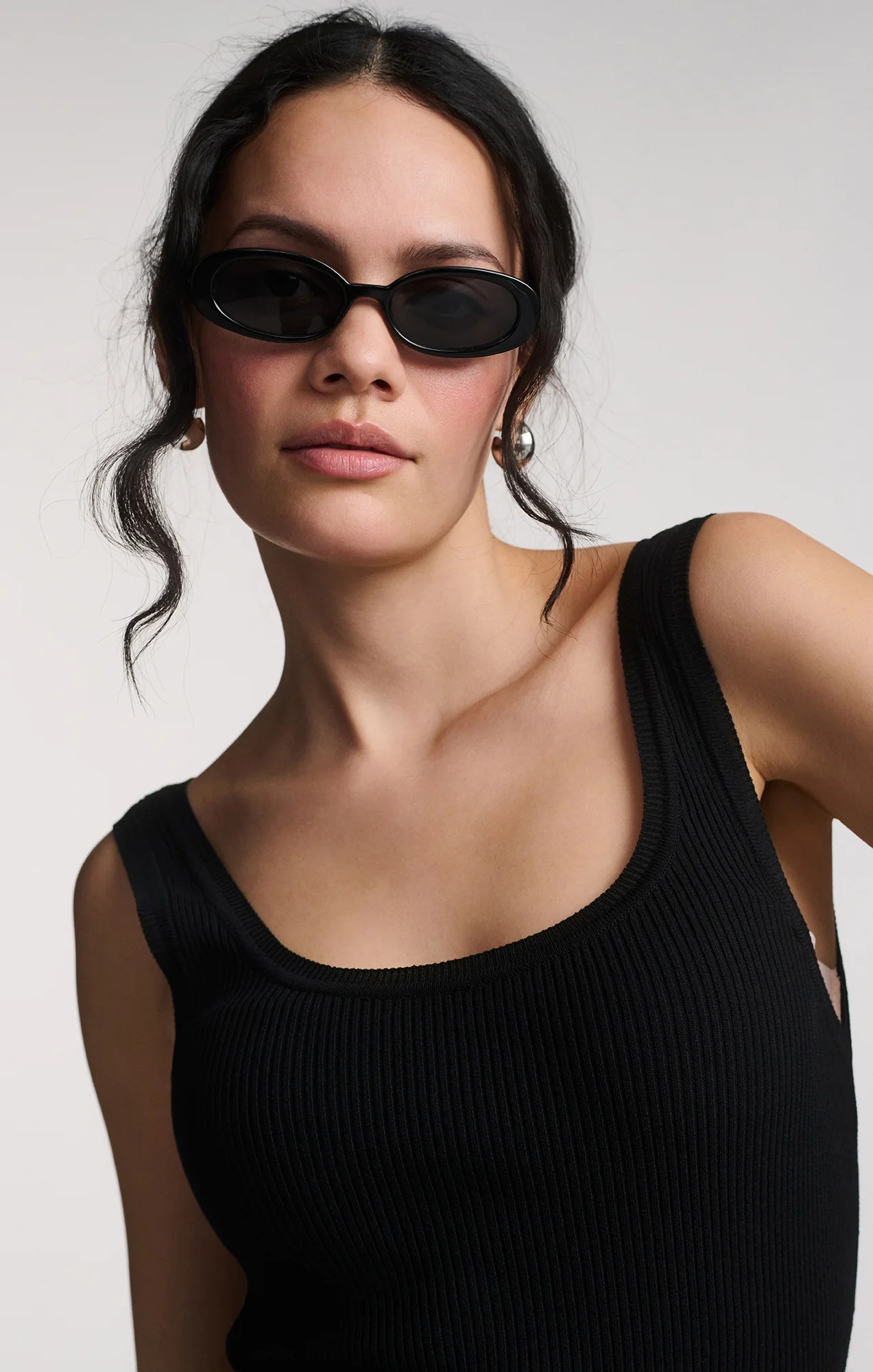 BASIC TANK TOP IN BLACK - Image 6