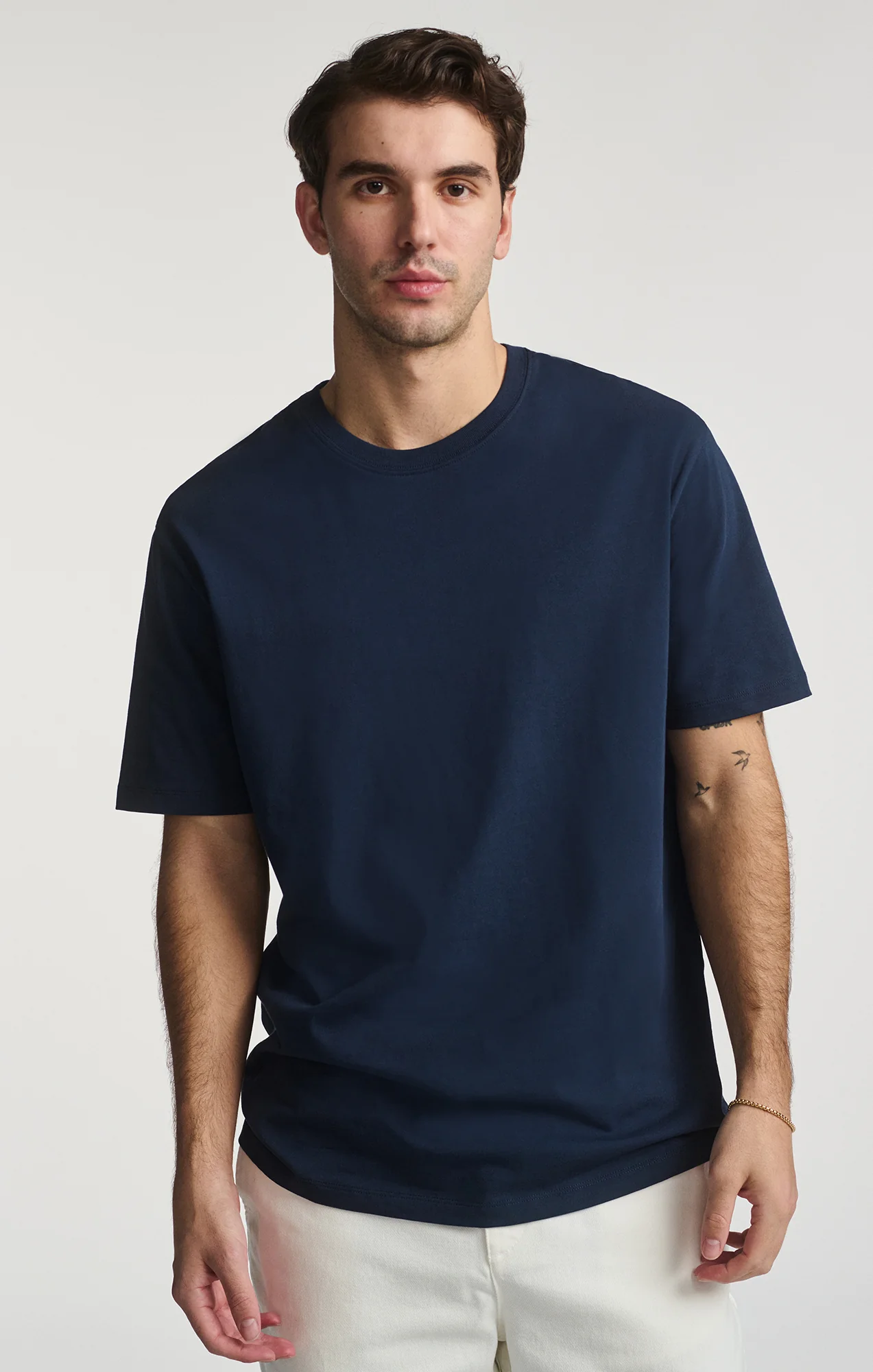 BASIC SHORT SLEEVE T-SHIRT IN BLACK IRIS - Image 4