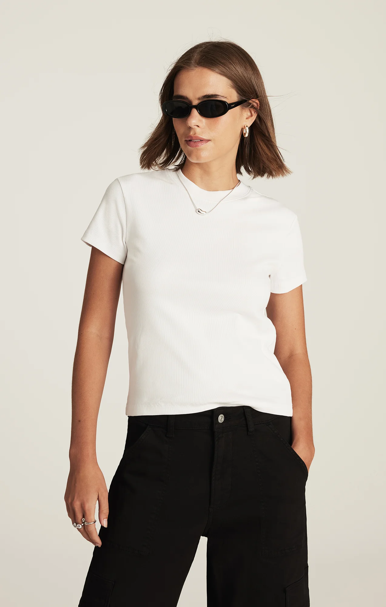 LAYLA RIBBED BABY T-SHIRT IN WHITE - Image 4