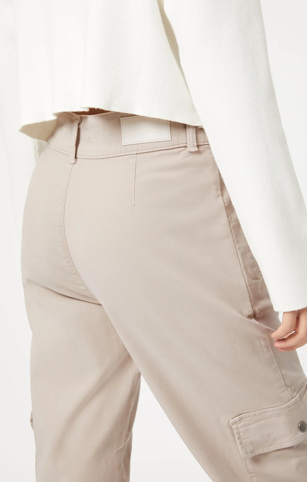 ELSIE CARGO PANTS IN SILVER GREY LUXE TWILL - Image 5