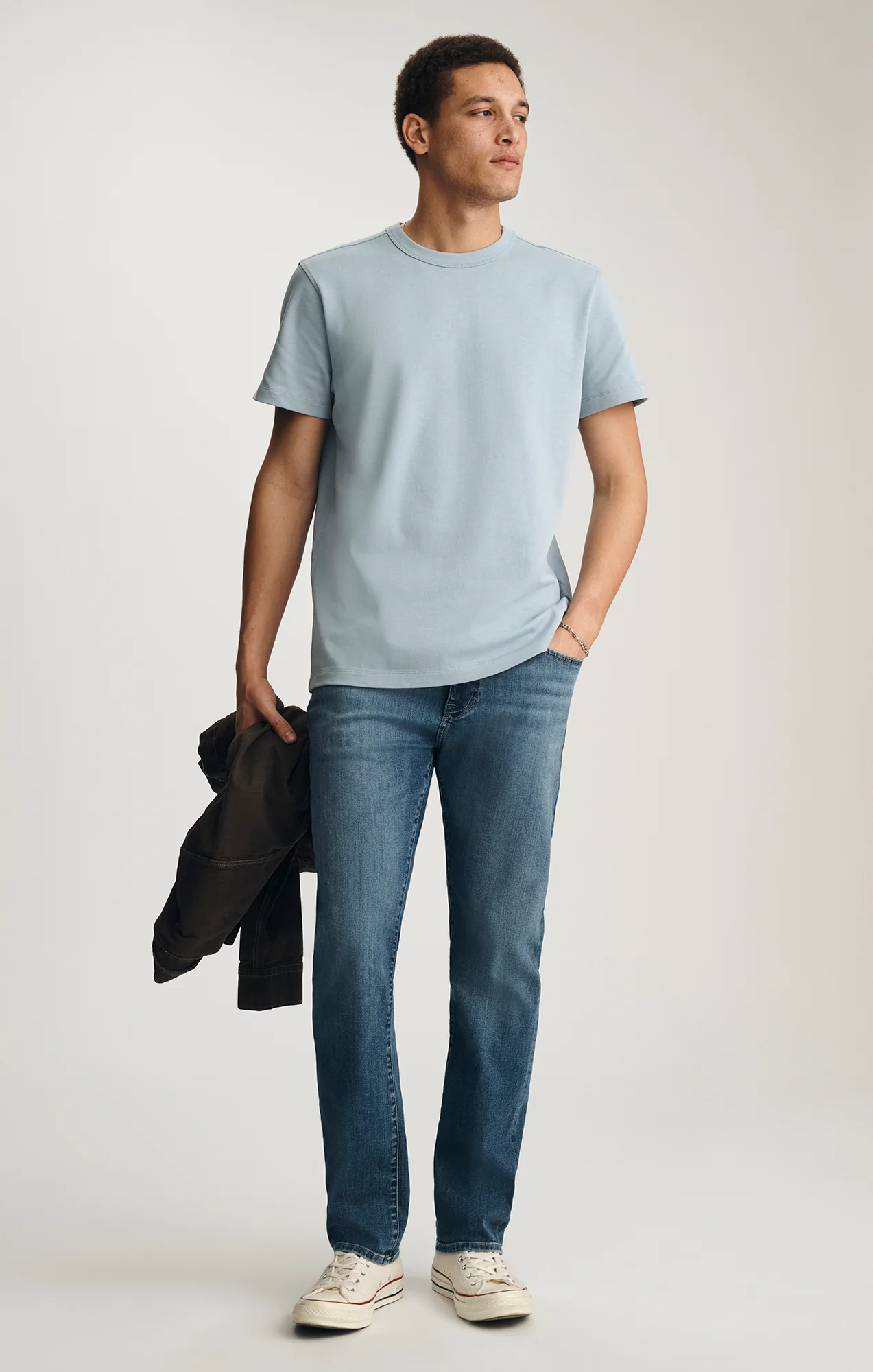 HERITAGE CREW NECK T-SHIRT IN DUSTY BLUE - Image 4