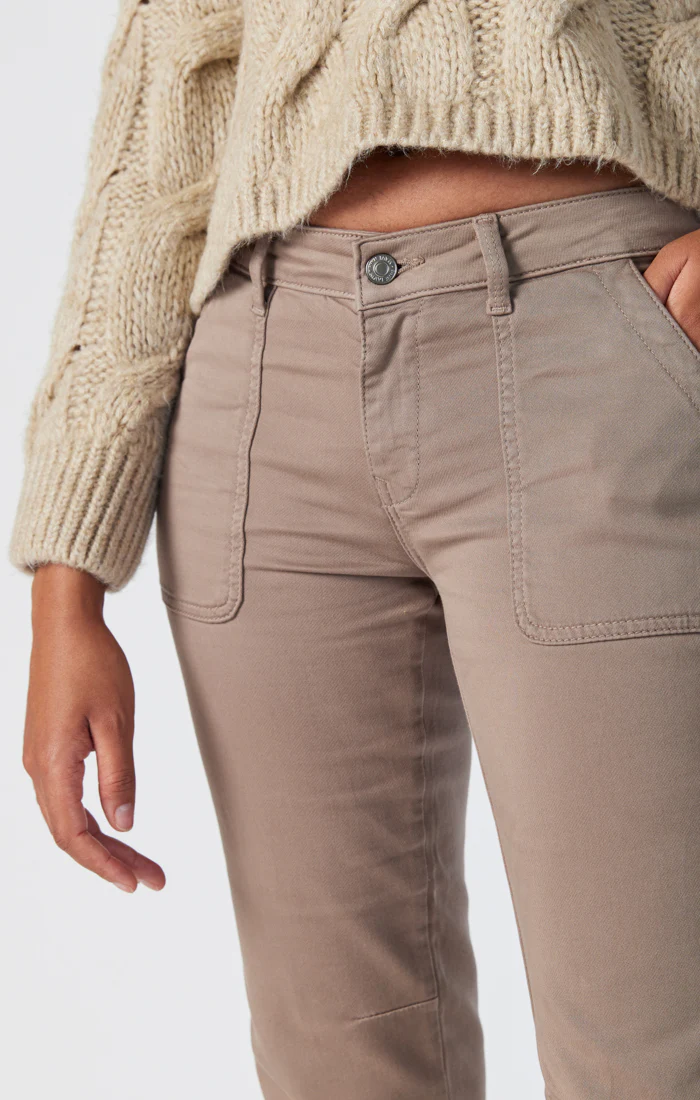 IVY SLIM CARGO IN FUNGI CASUAL COMFORT - Image 5