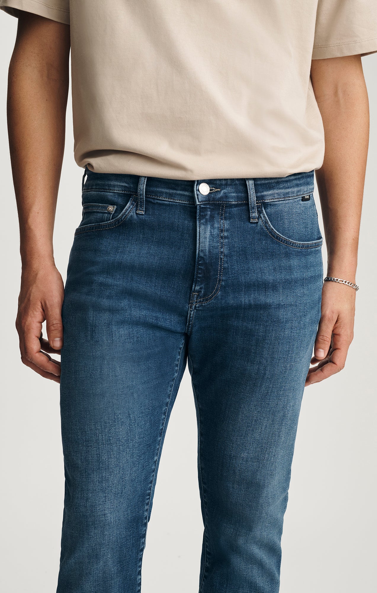 JAKE SLIM LEG IN MID BRUSHED FEATHER BLUE - Image 5