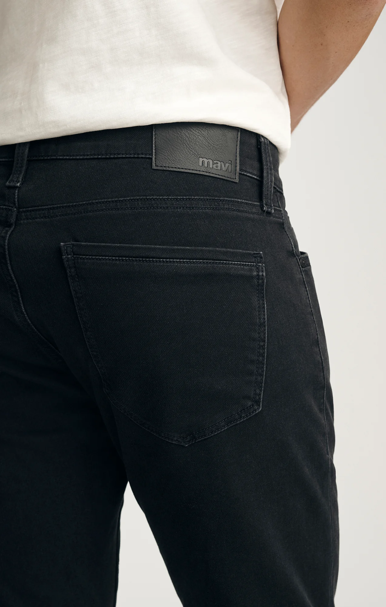 JAKE SLIM LEG IN SMOKE EXPLORER - Image 6