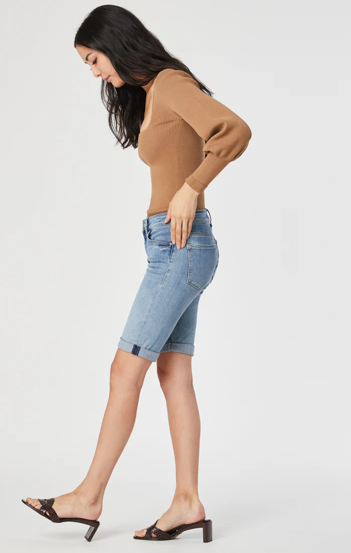 KARLY BERMUDA SHORTS IN LIGHT FOGGY SUPERSOFT - Image 4