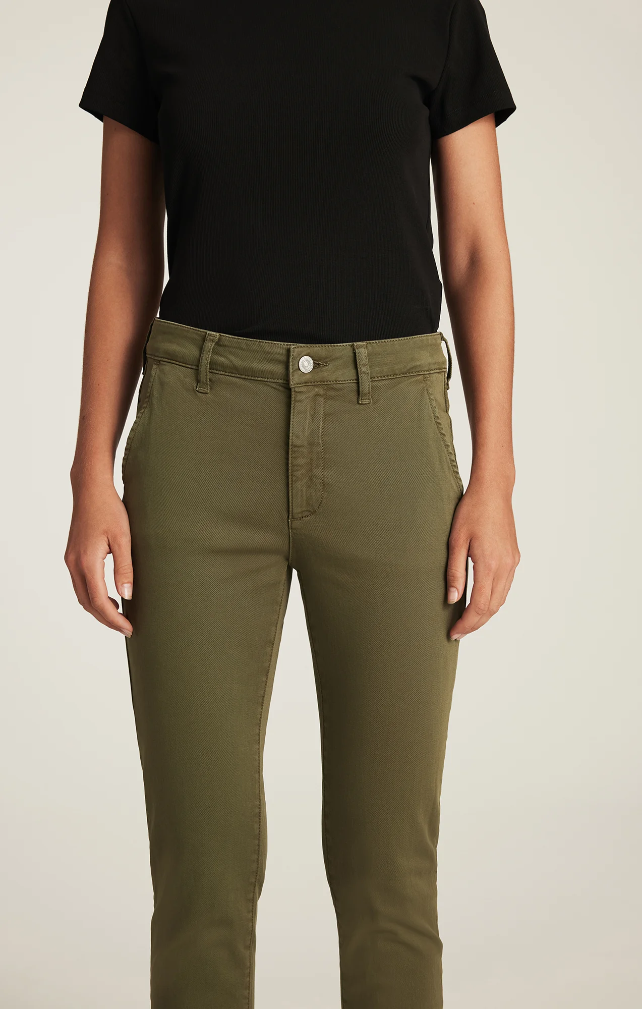KATHLEEN SLIM BOYFRIEND CHINO IN DARK OLIVE CASUAL TWILL - Image 5
