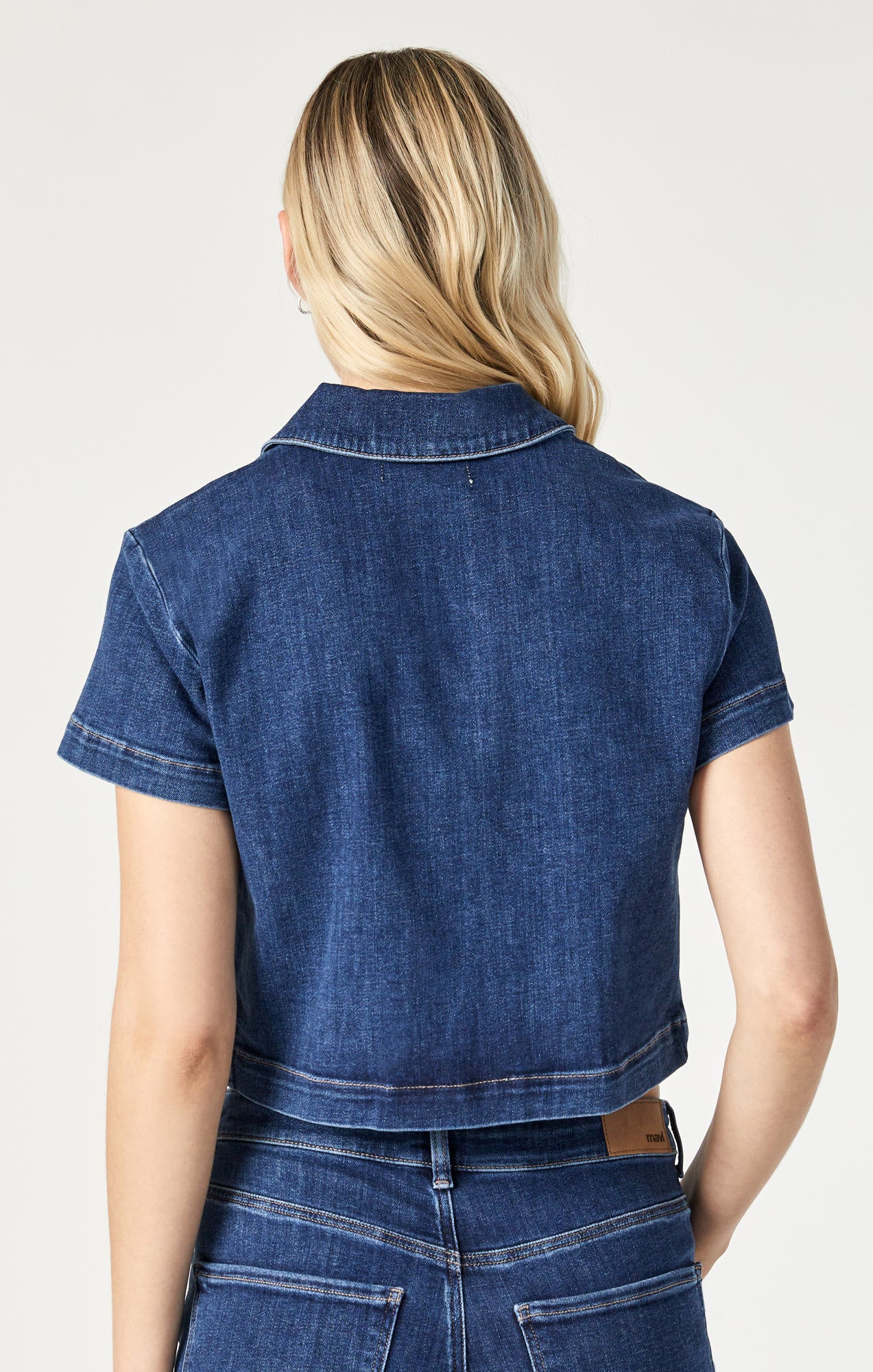 KEYLA CROP SHORT SLEEVE SHIRT IN DARK FEATHER BLUE - Image 4