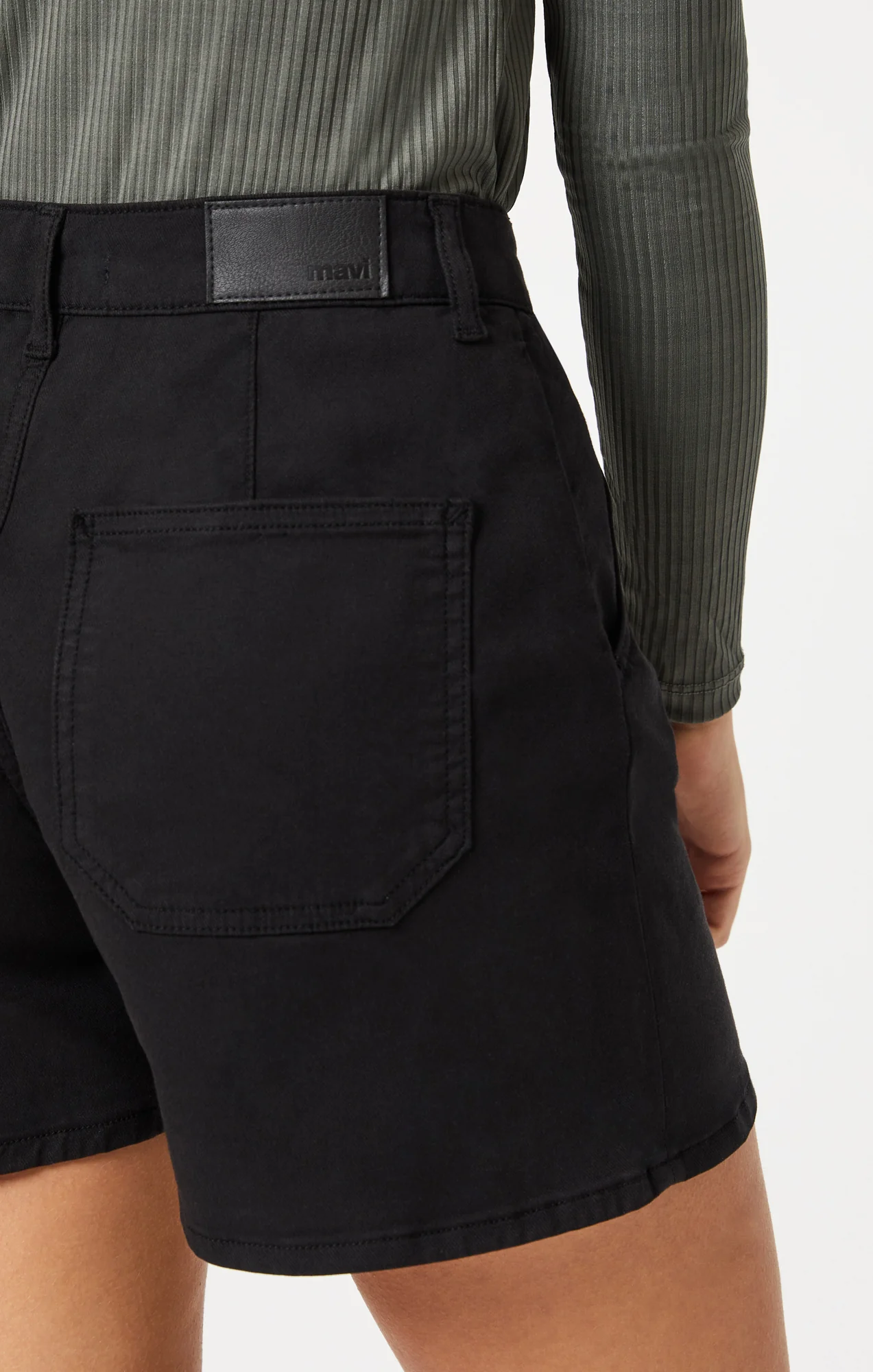 KYLIE SHORTS IN BLACK LUXE TWILL - Image 6