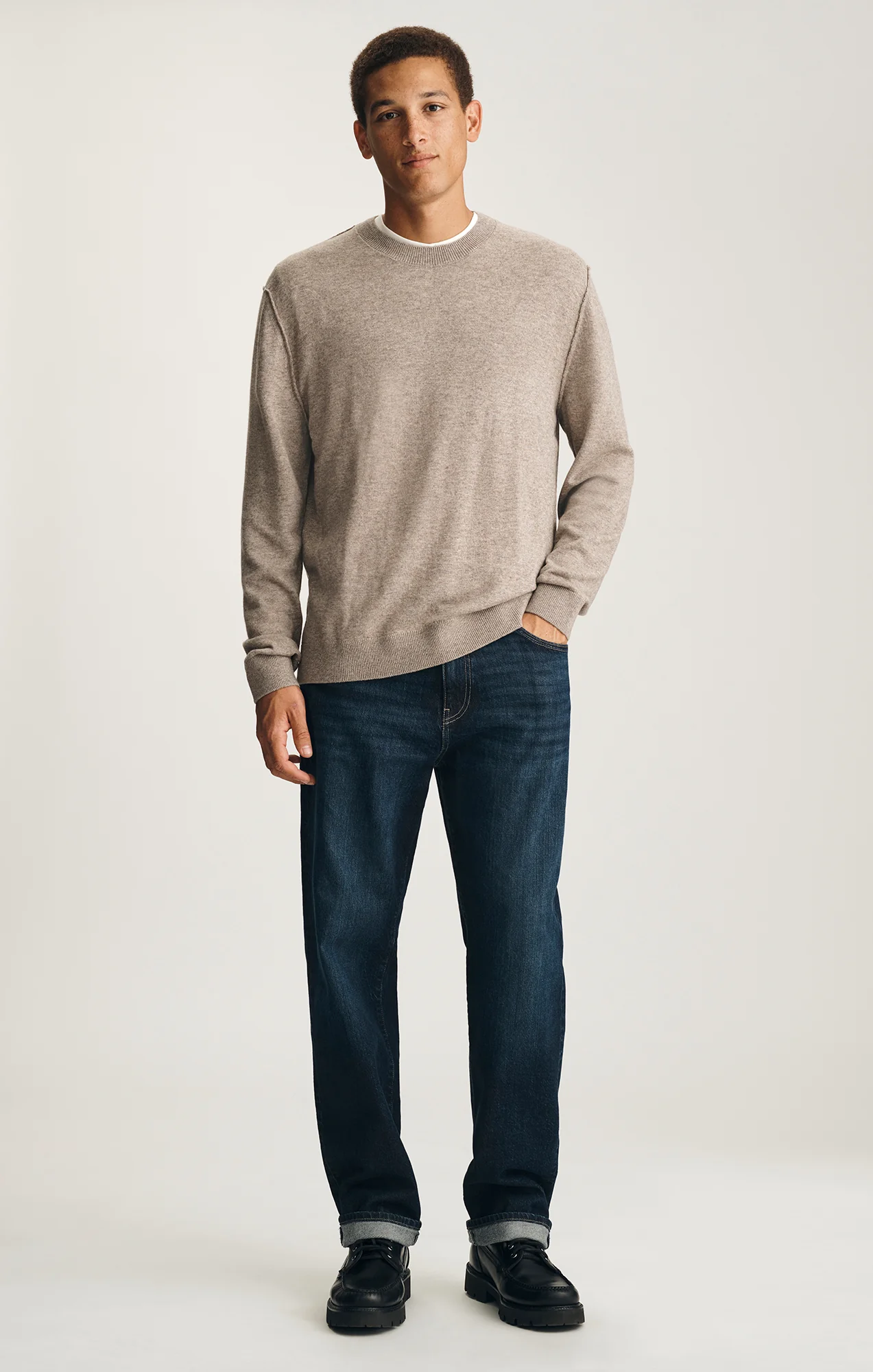 EDITION LONG SLEEVE CREW NECK SWEATER IN OATMEAL MELANGE - Image 4