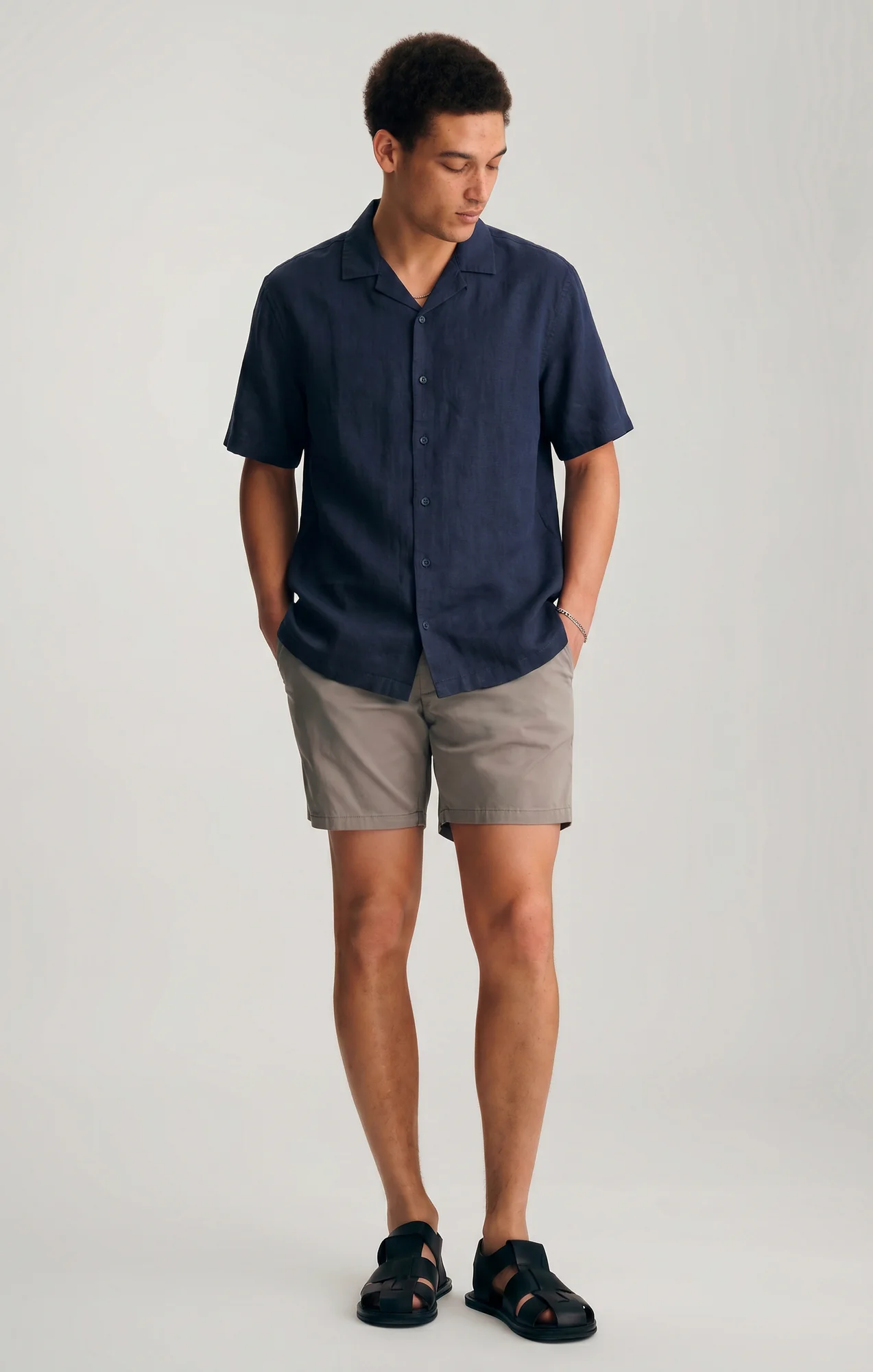 LINEN TWILL SHORT SLEEVE BUTTON-UP SHIRT IN SKY CAPTAIN - Image 3