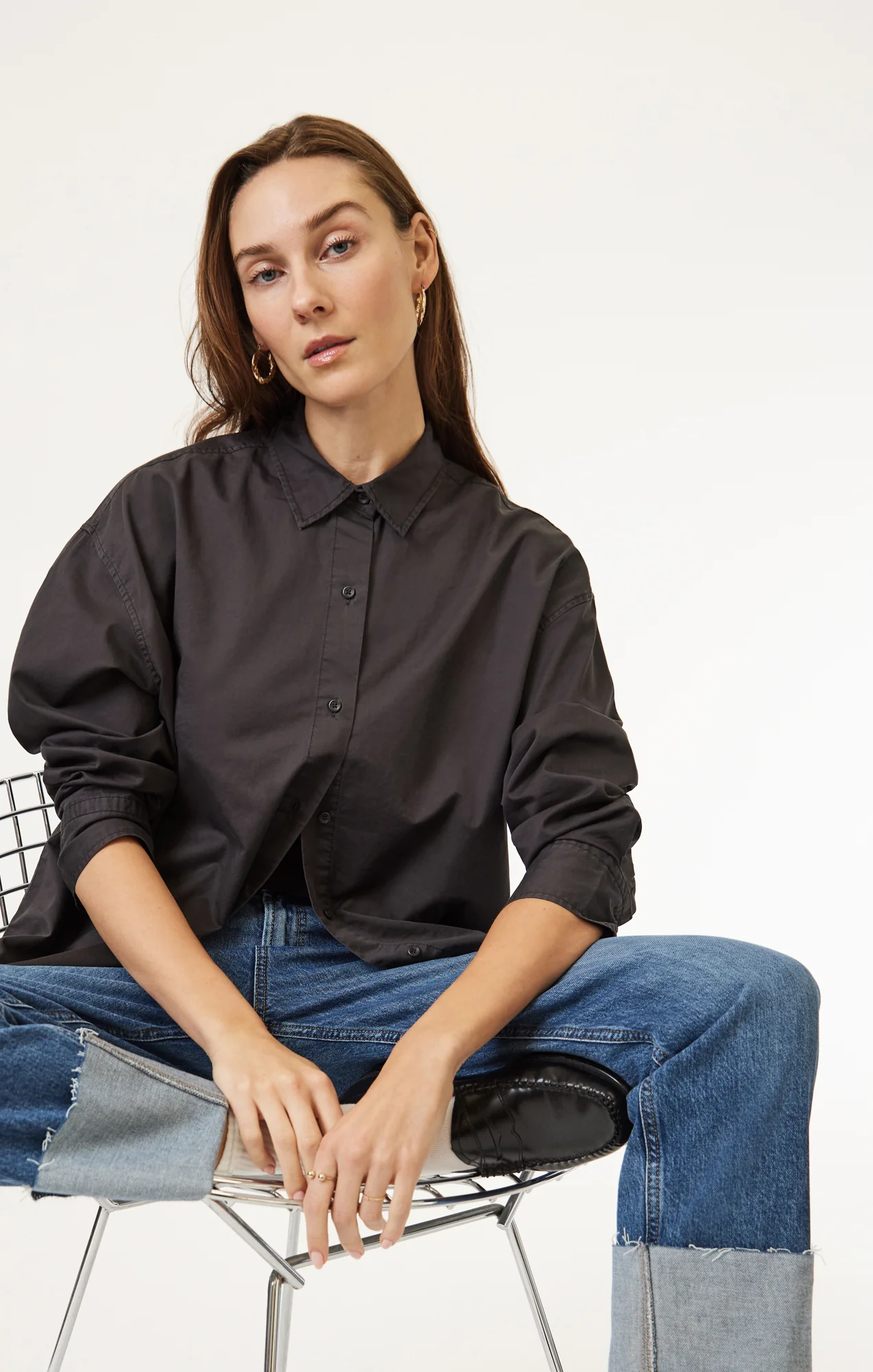 LONG SLEEVE BUTTON-UP SHIRT IN MAGNET - Image 9