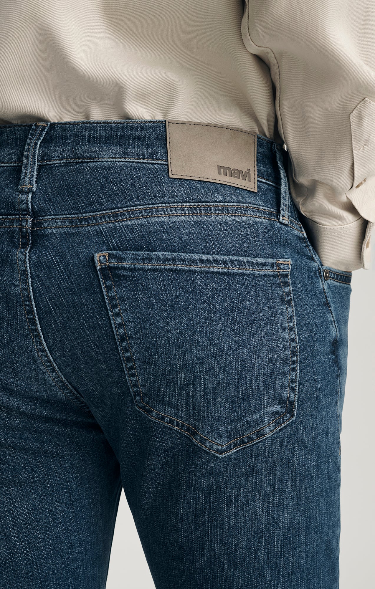 MARCUS SLIM STRAIGHT LEG IN MID USED BRUSHED ORGANIC VINTAGE - Image 5