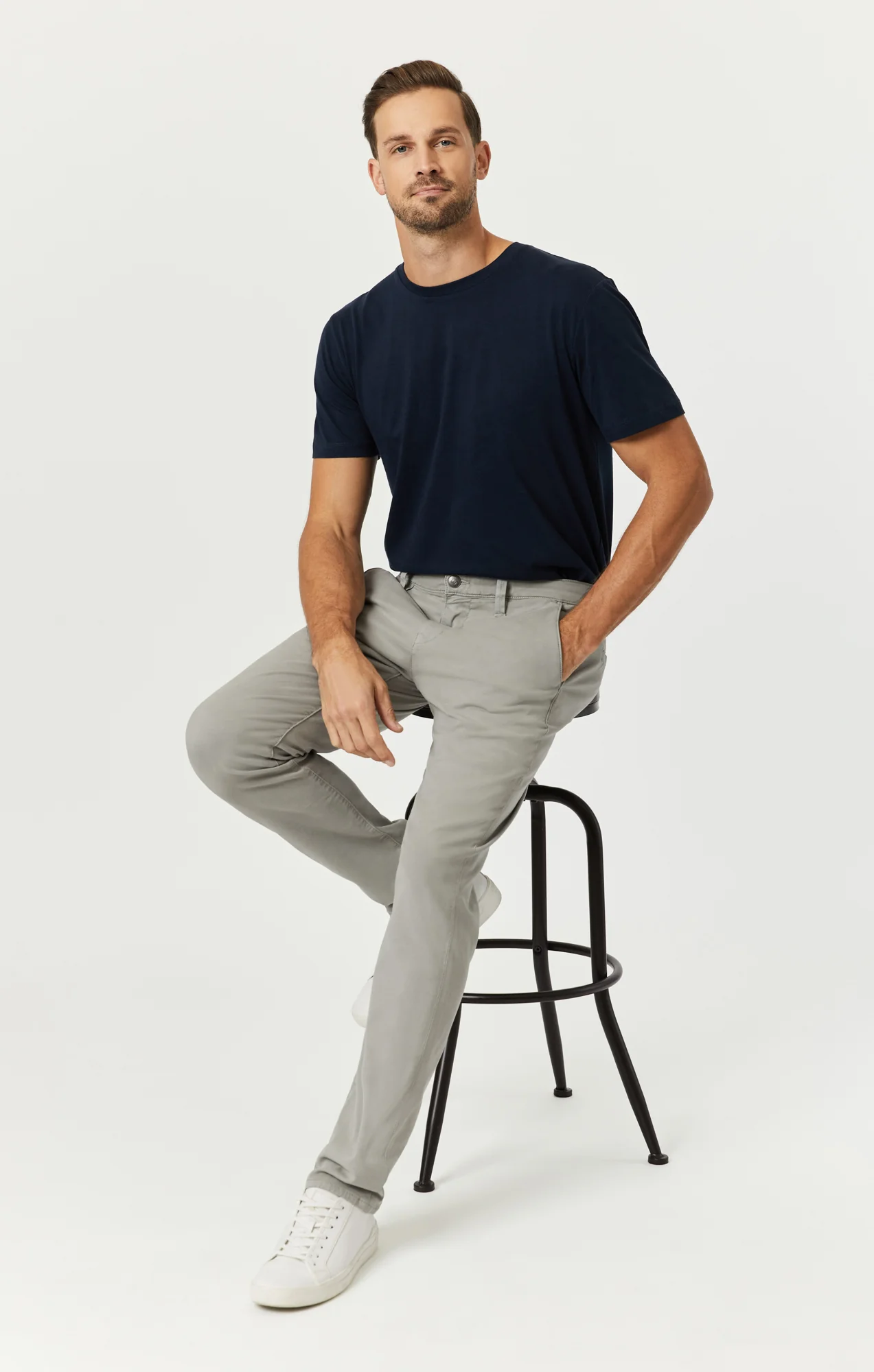 MILTON SLIM STRAIGHT CHINO IN IRON LUXE TWILL - Image 6