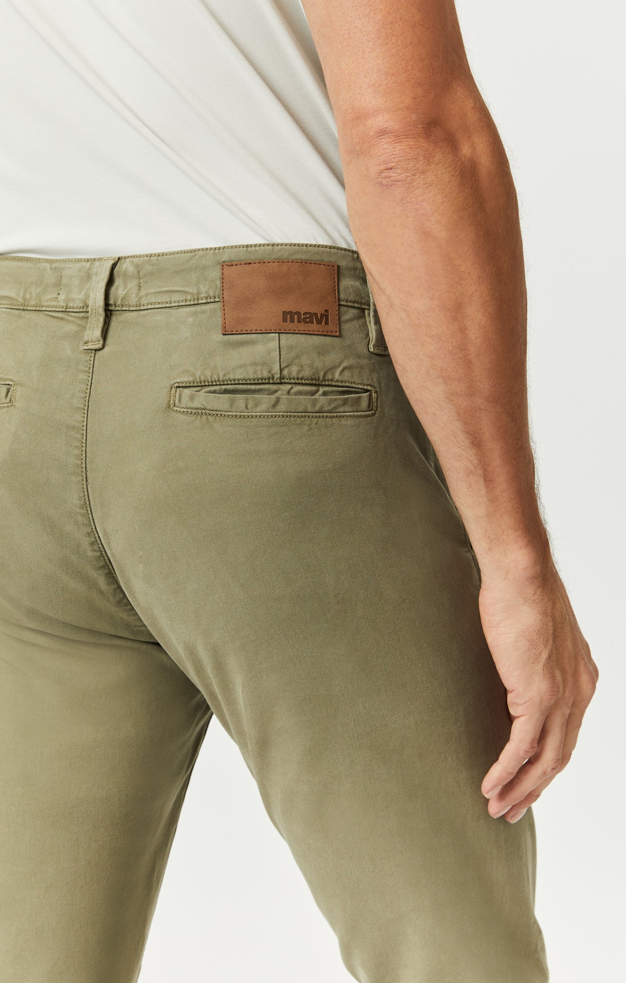 MILTON SLIM STRAIGHT CHINO IN DEEP GREEN LUXE TWILL - Image 5