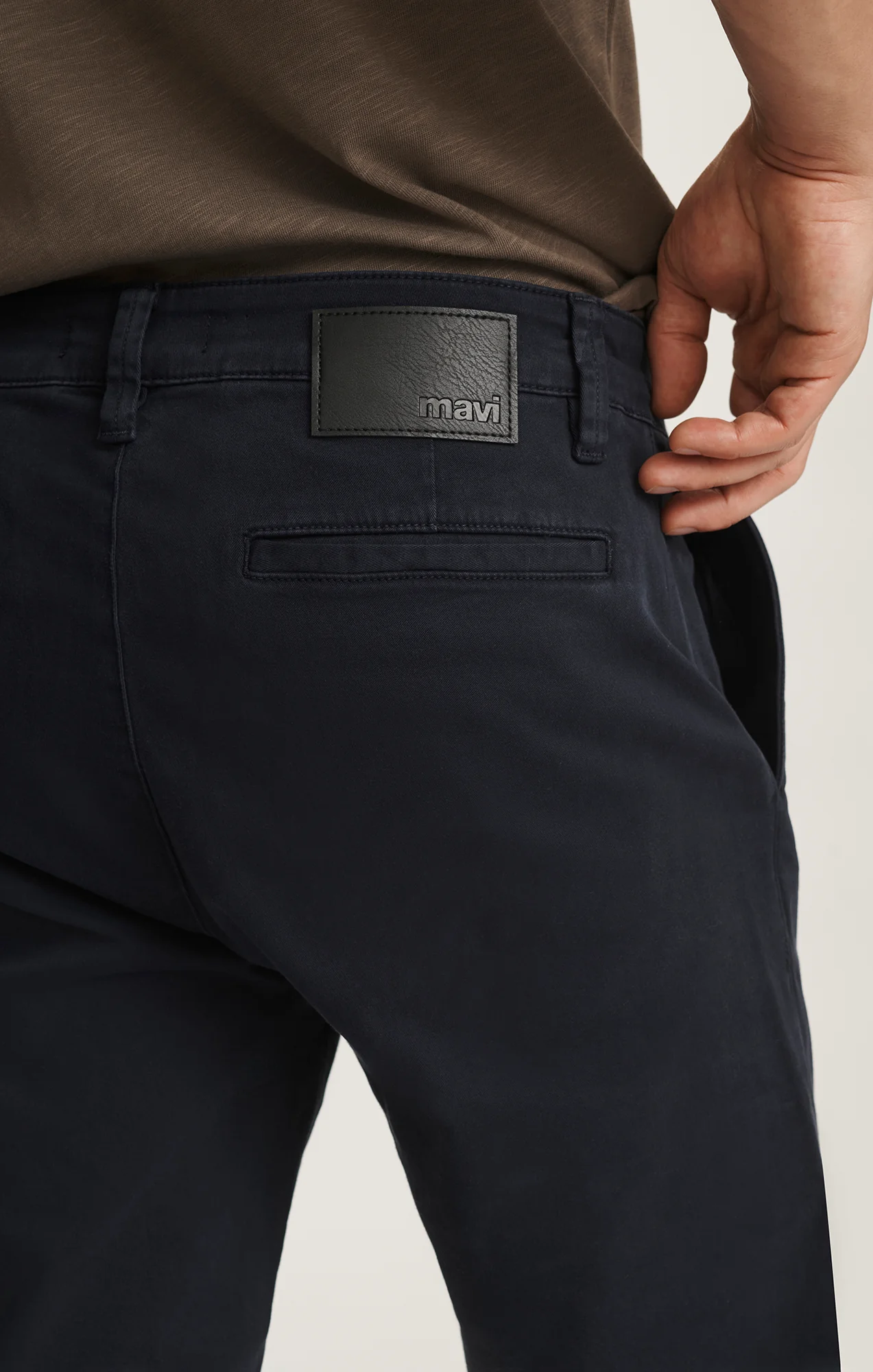 MILTON SLIM STRAIGHT CHINO IN DARK NAVY CASUAL TWILL - Image 3