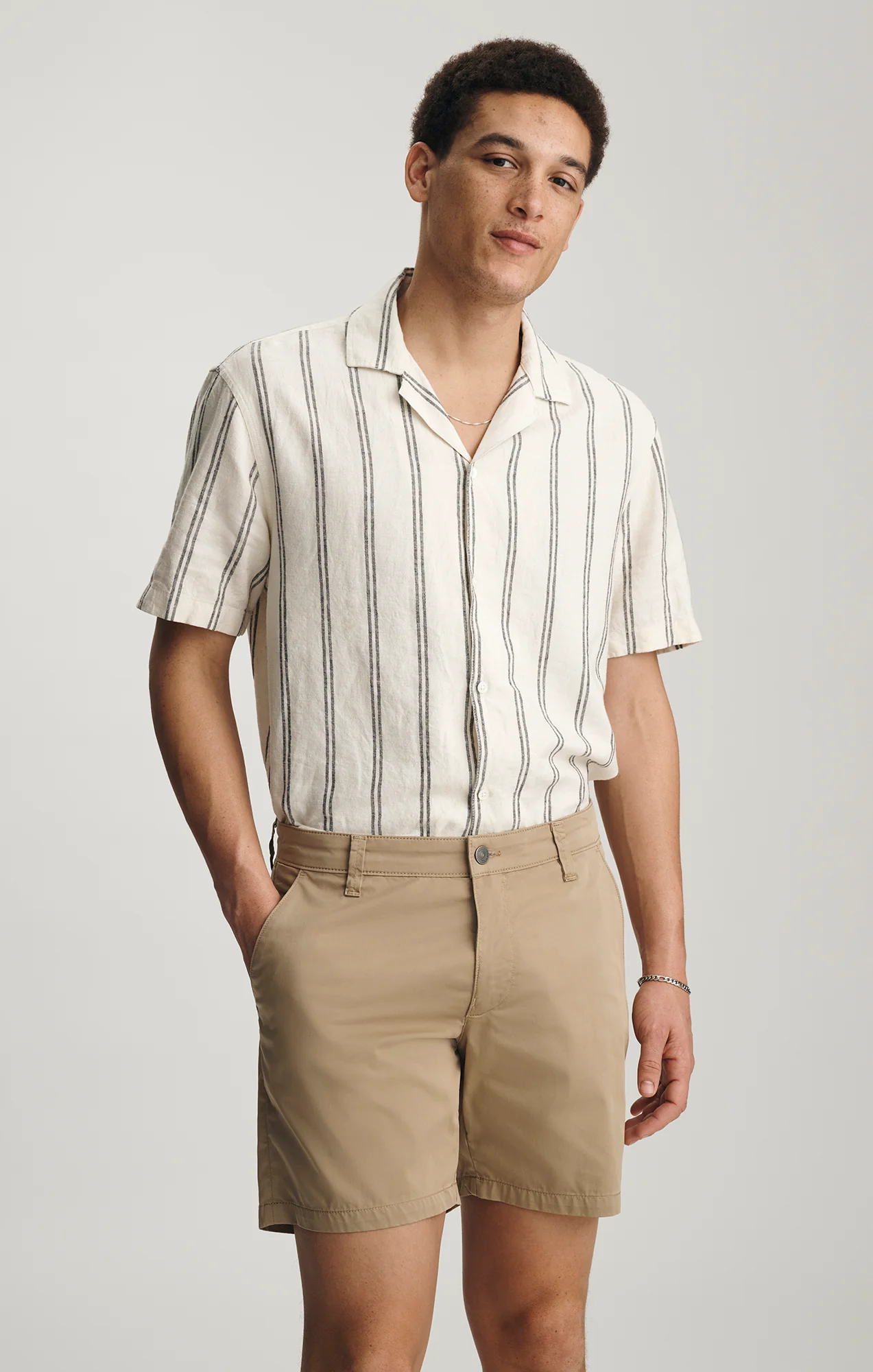 NATE CHINO SHORTS IN OXFORD TAN CITY SMART