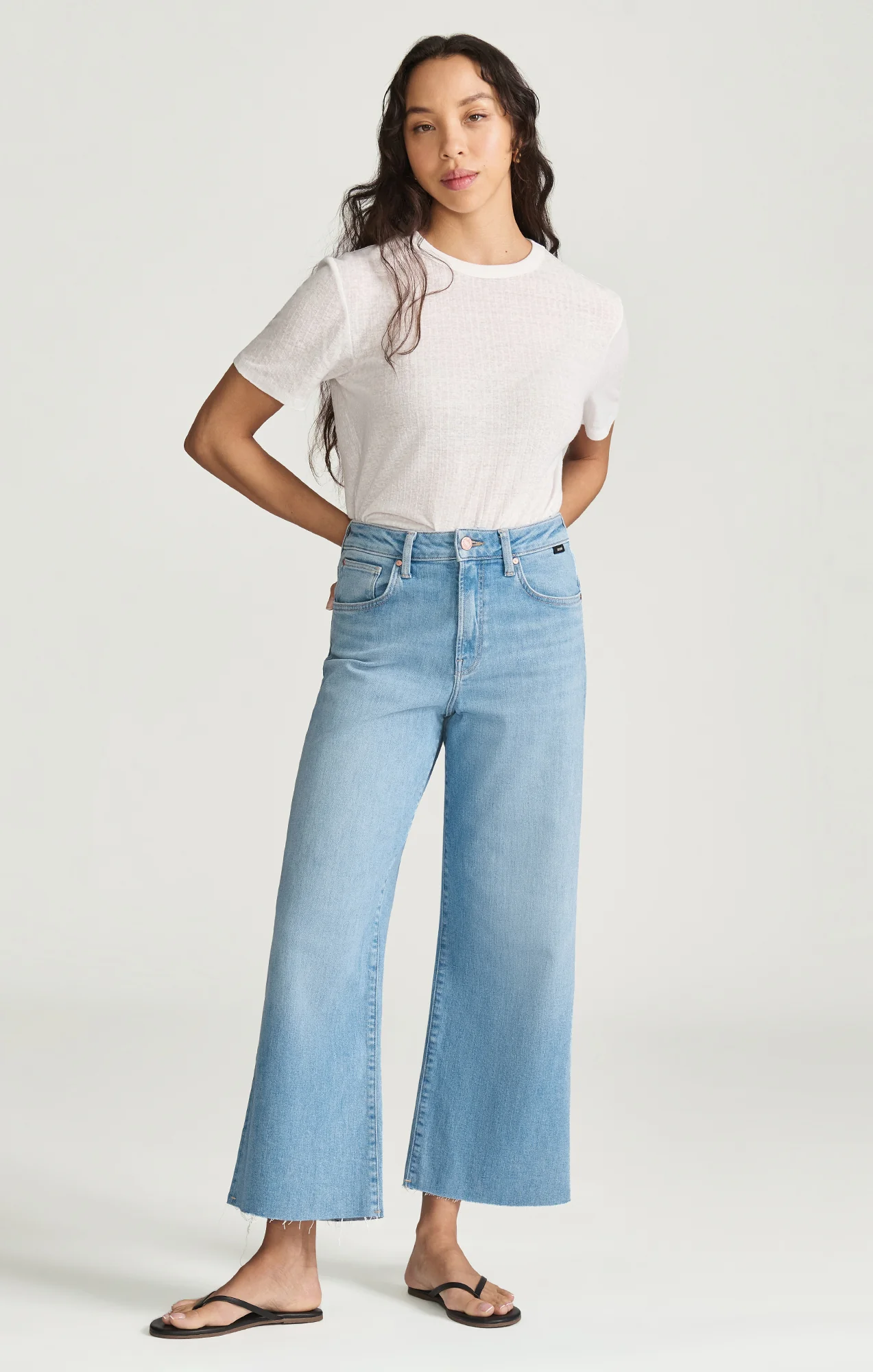 PALOMA CROPPED WIDE LEG IN LIGHT BRUSHED FLEX BLUE - Image 4