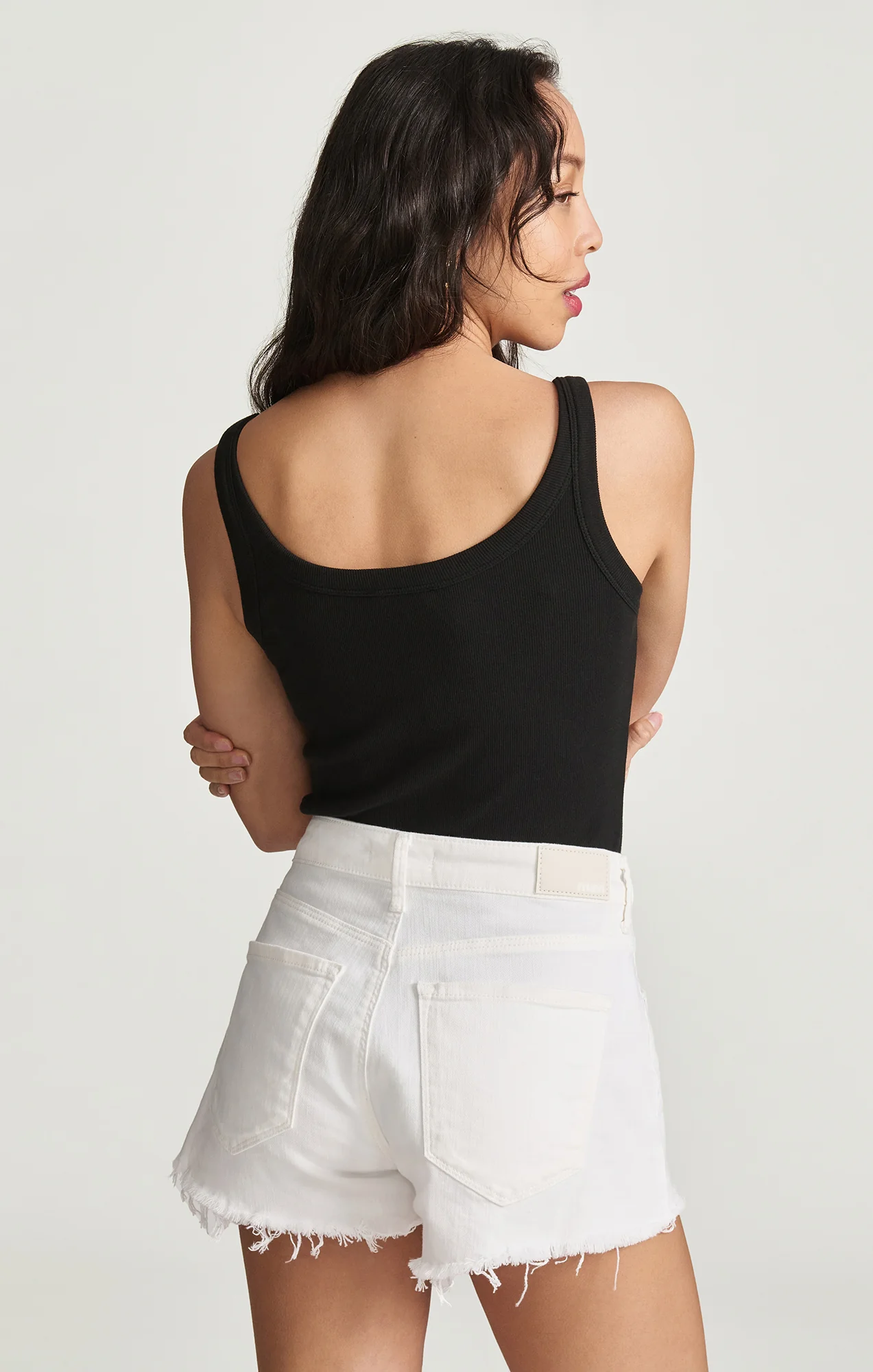 ROSIE BOYFRIEND SHORT IN WHITE RIPPED STRETCH - Image 3