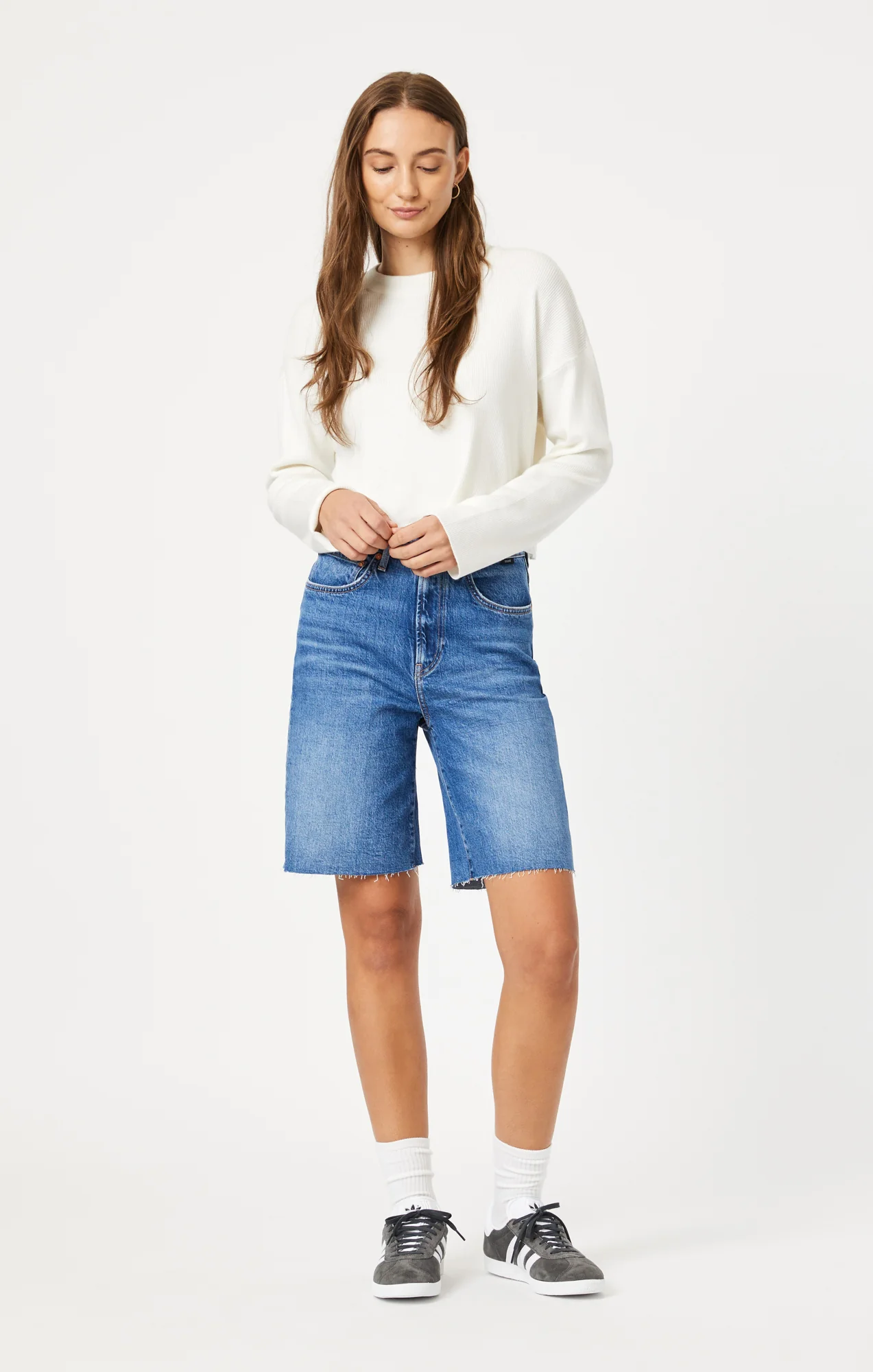 SELINA SHORTS IN MID BRUSHED CLASSIC BLUE