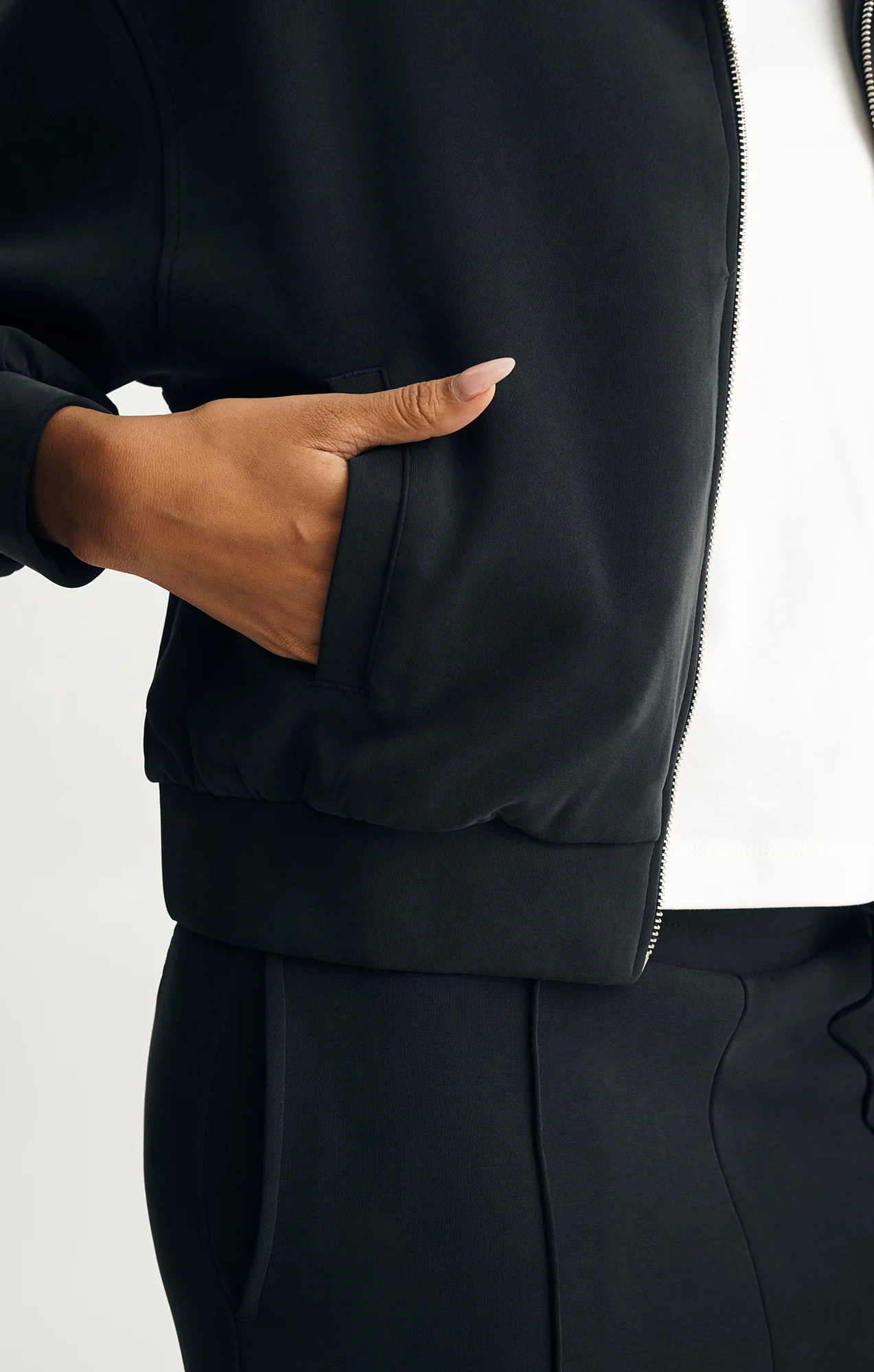SPORTY LUXE TENCEL™ FULL ZIP SWEATSHIRT IN BLACK - Image 5