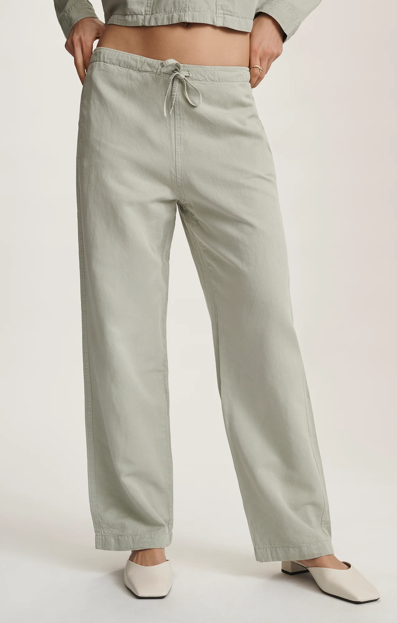 STRAIGHT LEG TENCEL™ PANTS IN ABBEY STONE - Image 4