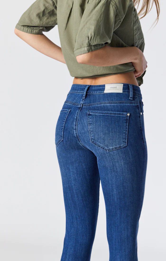 TESS SKINNY JEANS IN FOGGY BLUE SUPERSOFT CHIC - Image 3