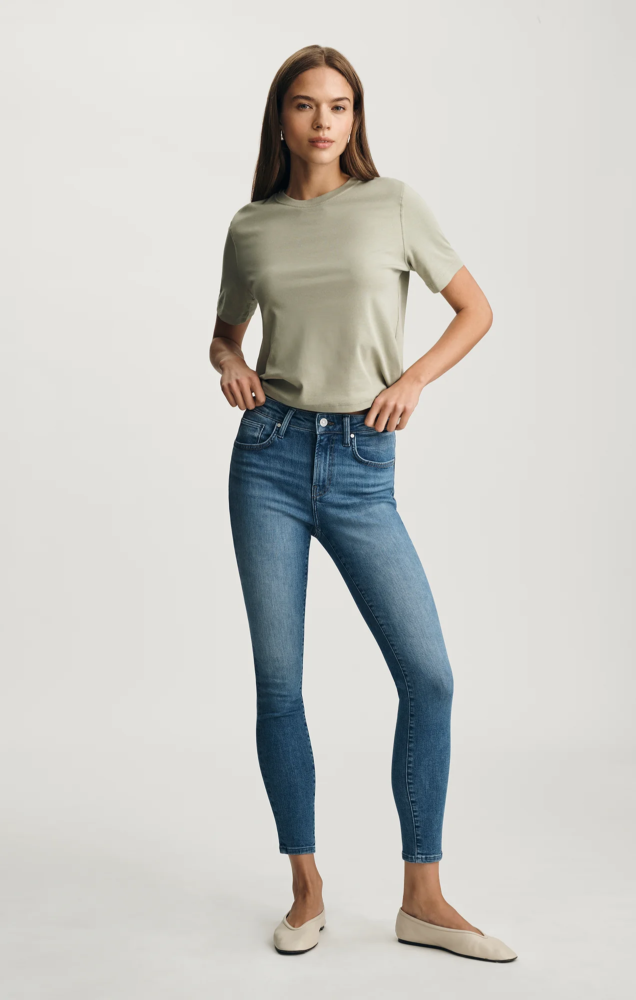 TESS SKINNY IN MID BRUSHED FLEX BLUE