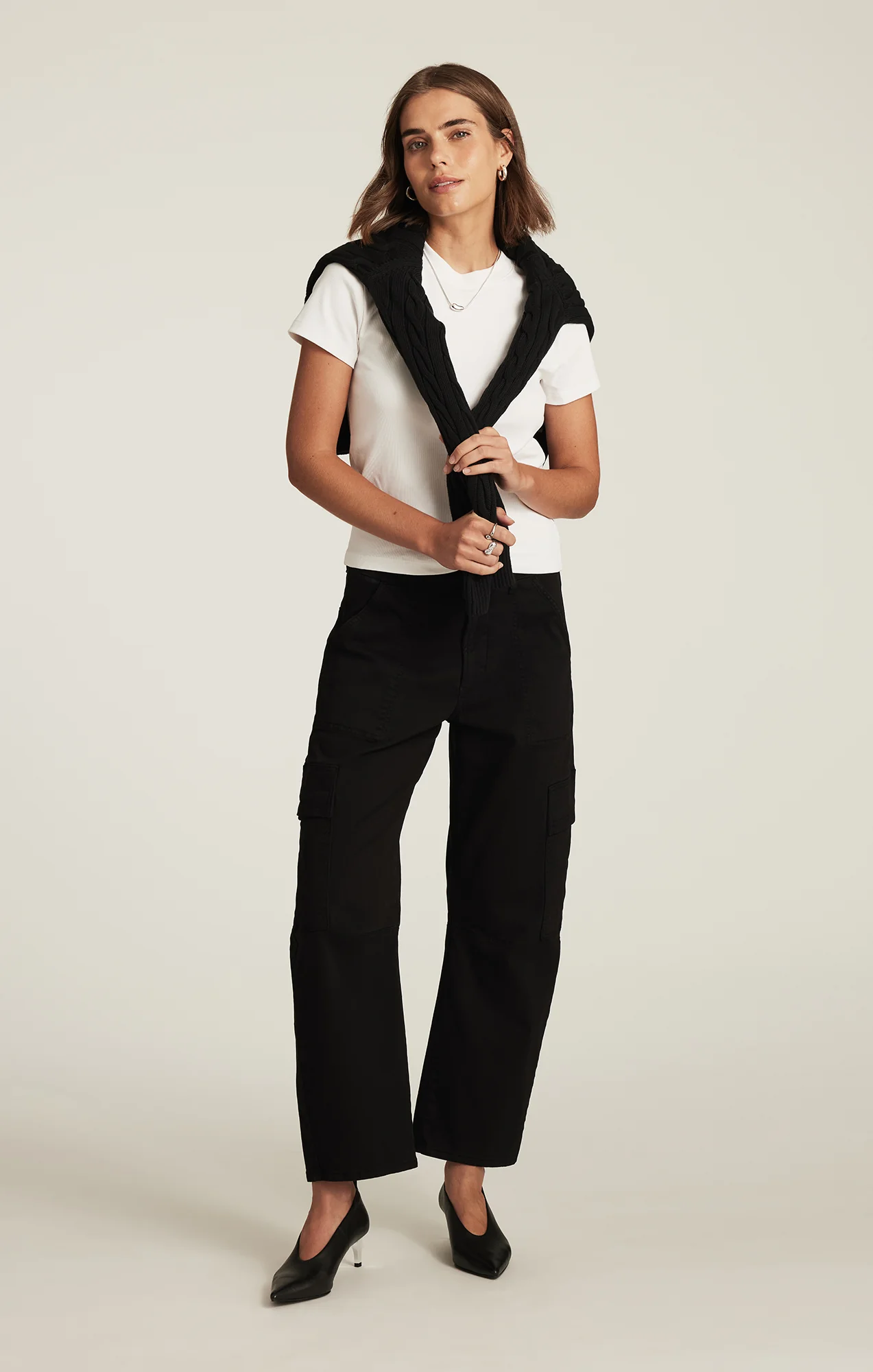 VINNIE BARREL CARGO IN BLACK CASUAL TWILL