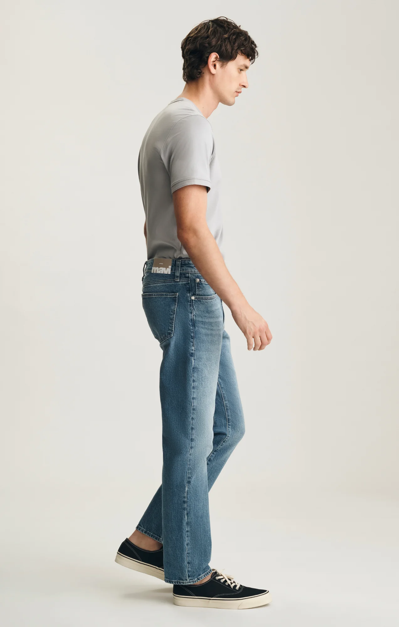 ZACH STRAIGHT LEG IN MID BRUSHED CLASSIC BLUE - Image 3